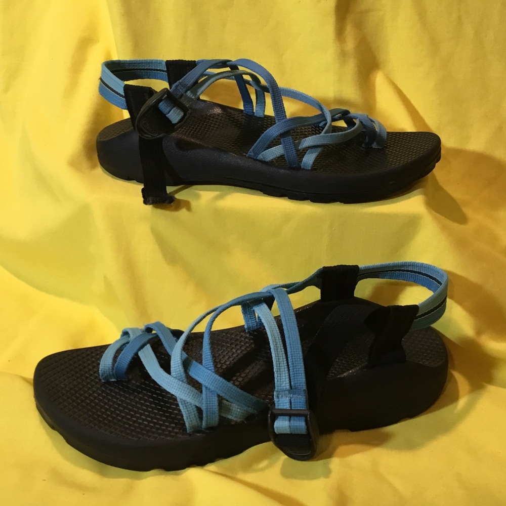Chaco Women's Z/2 Classic Sport Black and Blue Strappy Sandals